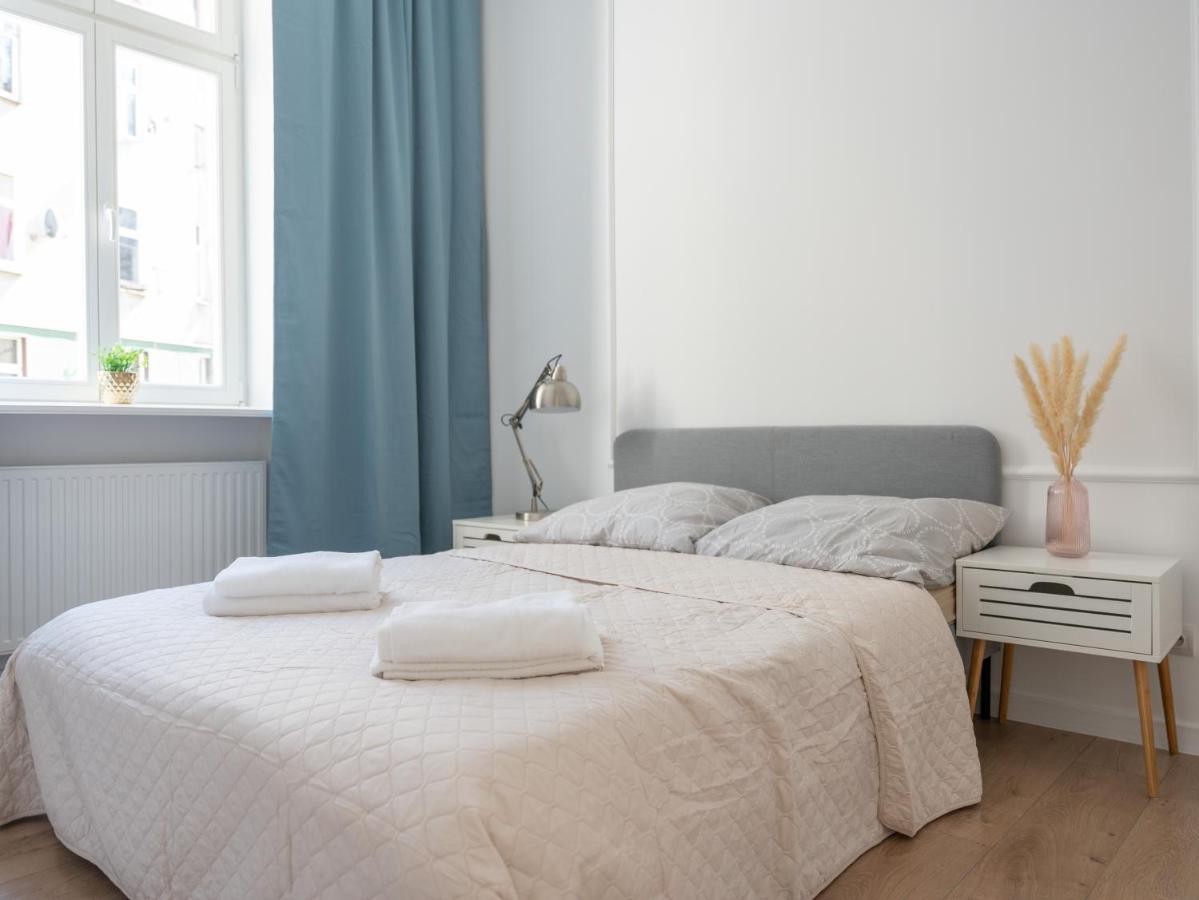 Zlote Apartamenty 6 Legnica Exterior foto